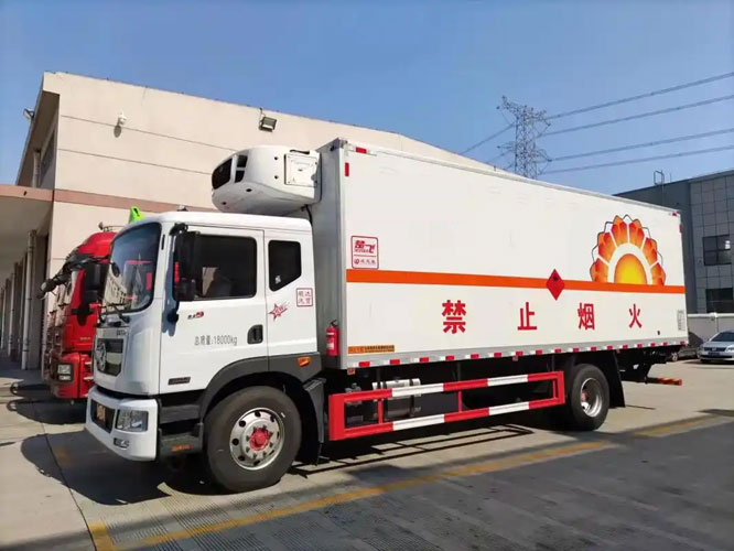 色达危险品托运